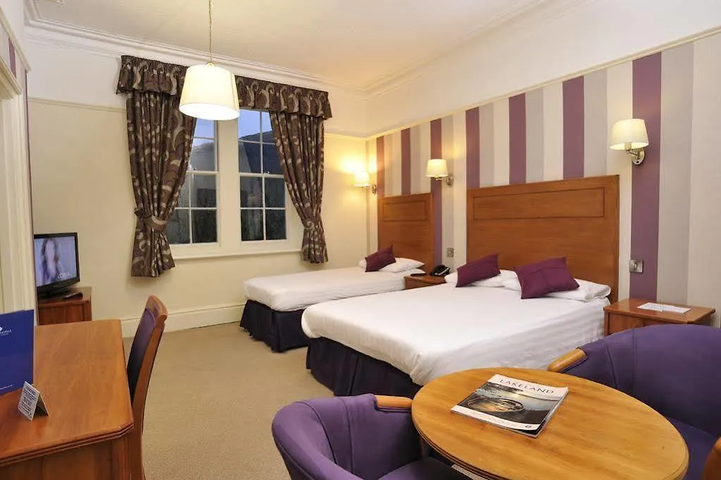 Patterdale Hotel ホテル パターデール