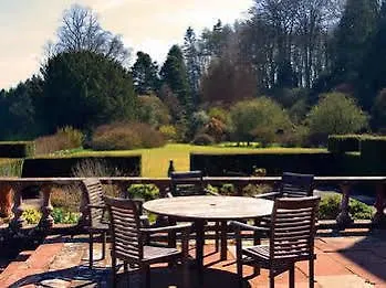 Warwick Hall Bed and breakfast