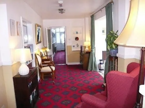 Pensionat Link House 4*