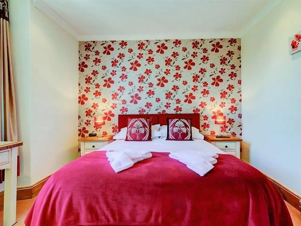 No.4 Hotel 3*