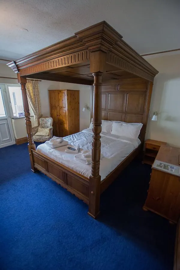 Hotel The Crown