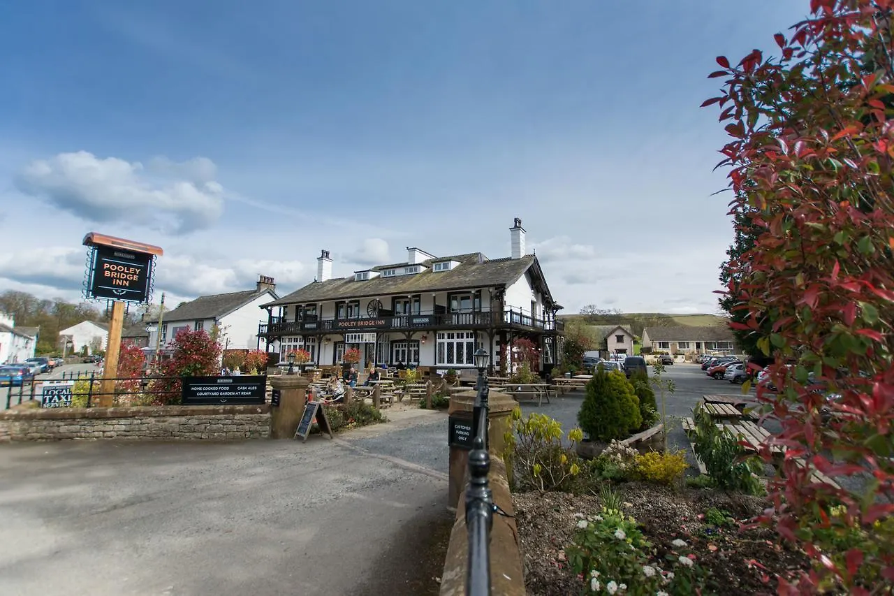 The Crown Pooley Bridge