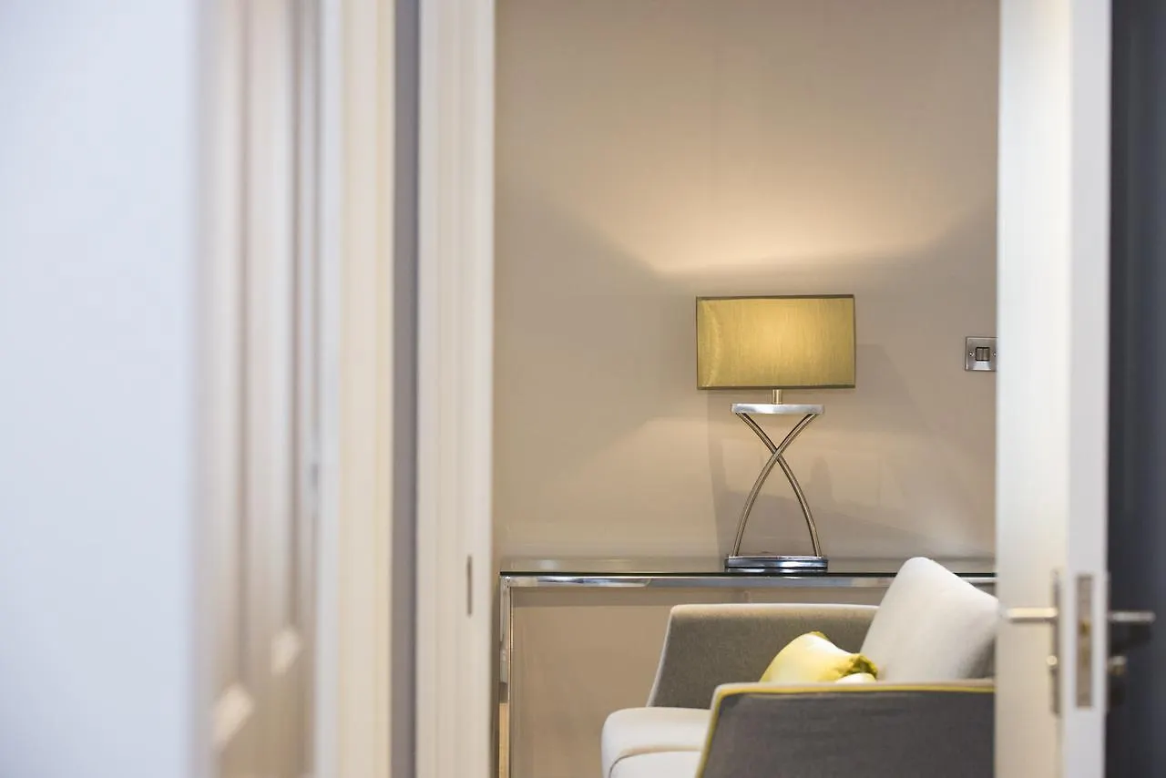 Roundthorn & Luxury فندق
