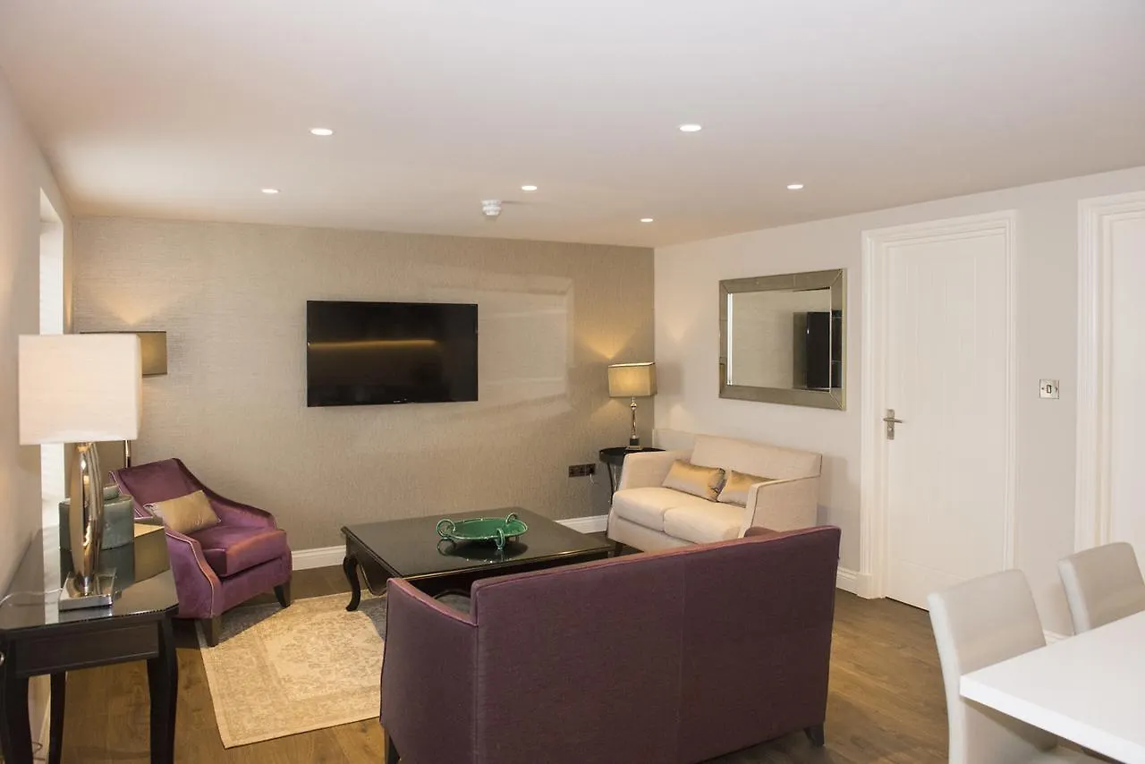 Roundthorn & Luxury