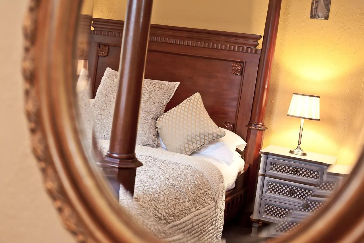 Chestnuts (adults Only) 4*