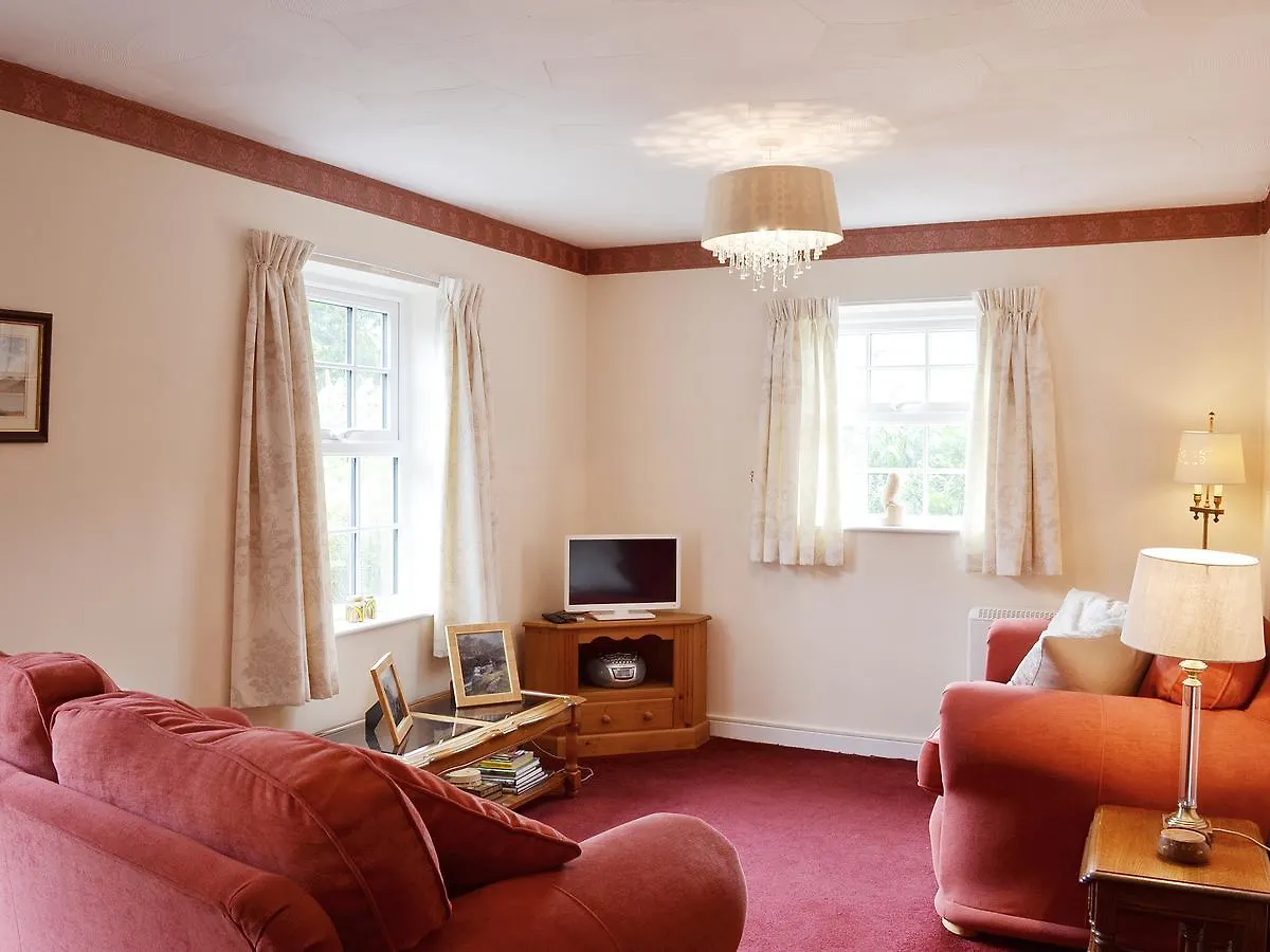 Holiday home Yewbarrow