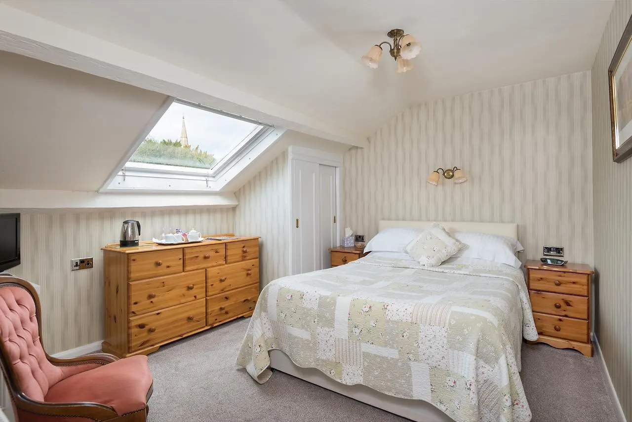 Acorn House Pensjonat 4*