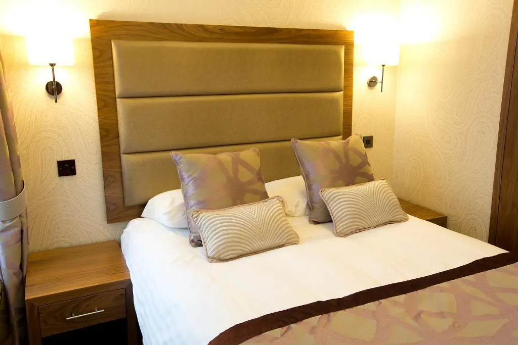 The George Hotell 3*