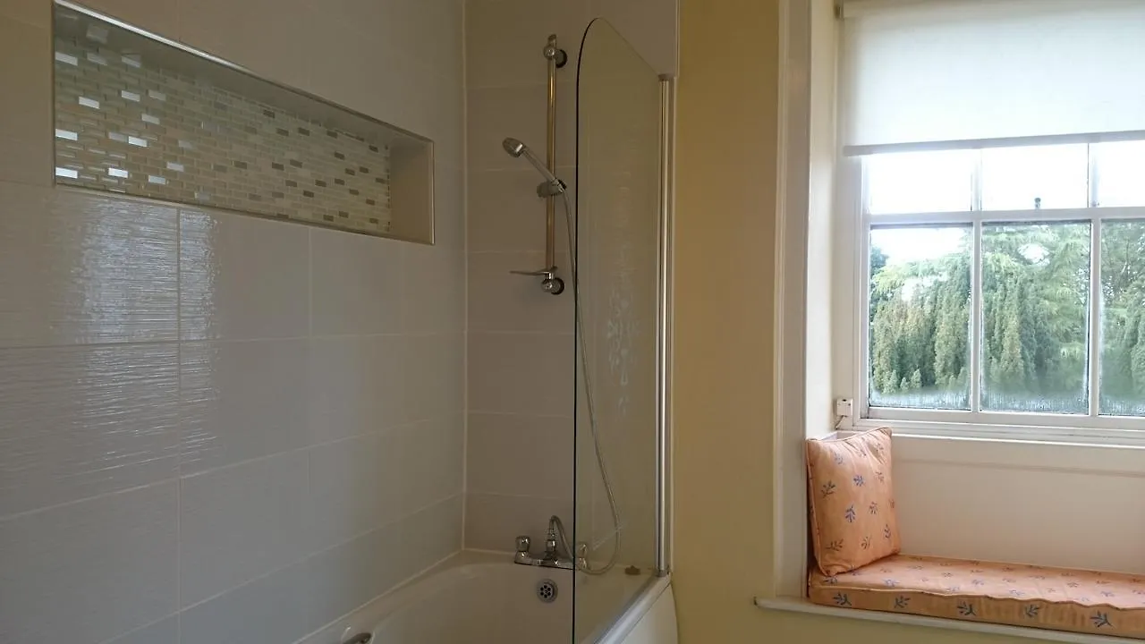 The Silverdale 3*
