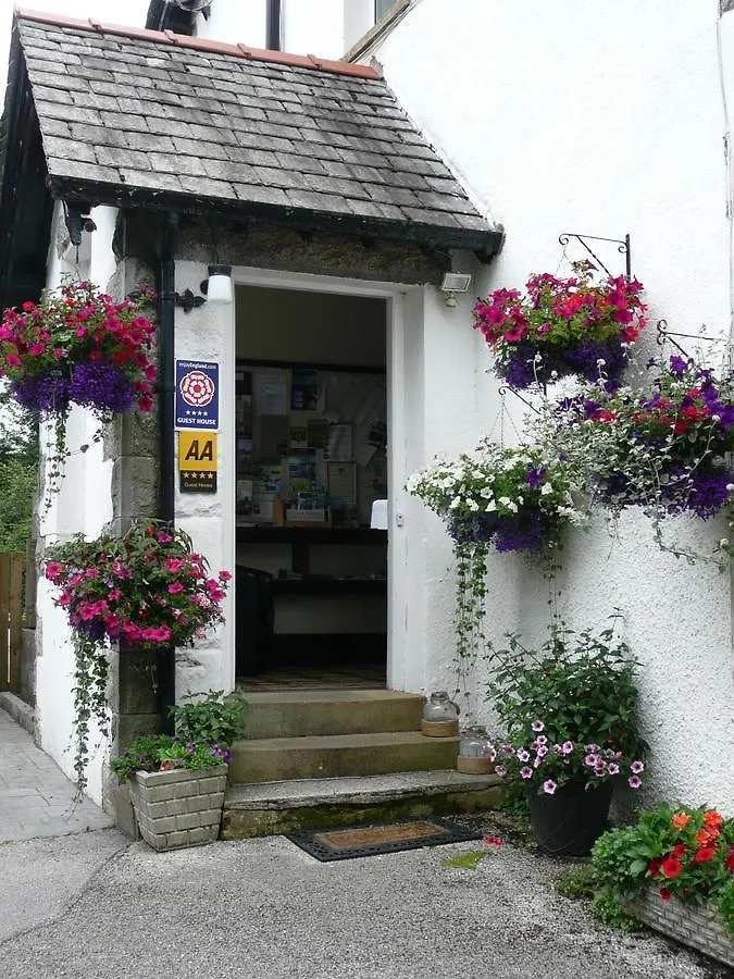 Glenville House - Adults Only - Incl Free Off-site Health Club With Swimming Pool, Hot Tub, Sauna & Steam 4* Bowness-on-Windermere