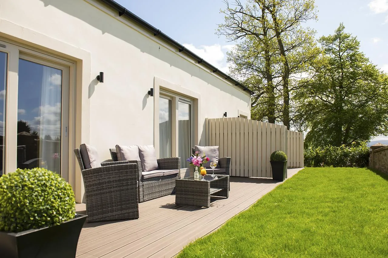Roundthorn & Luxury 5* بنريث