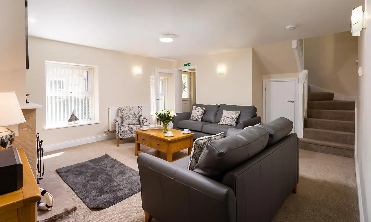 Waterfoot Park 5*