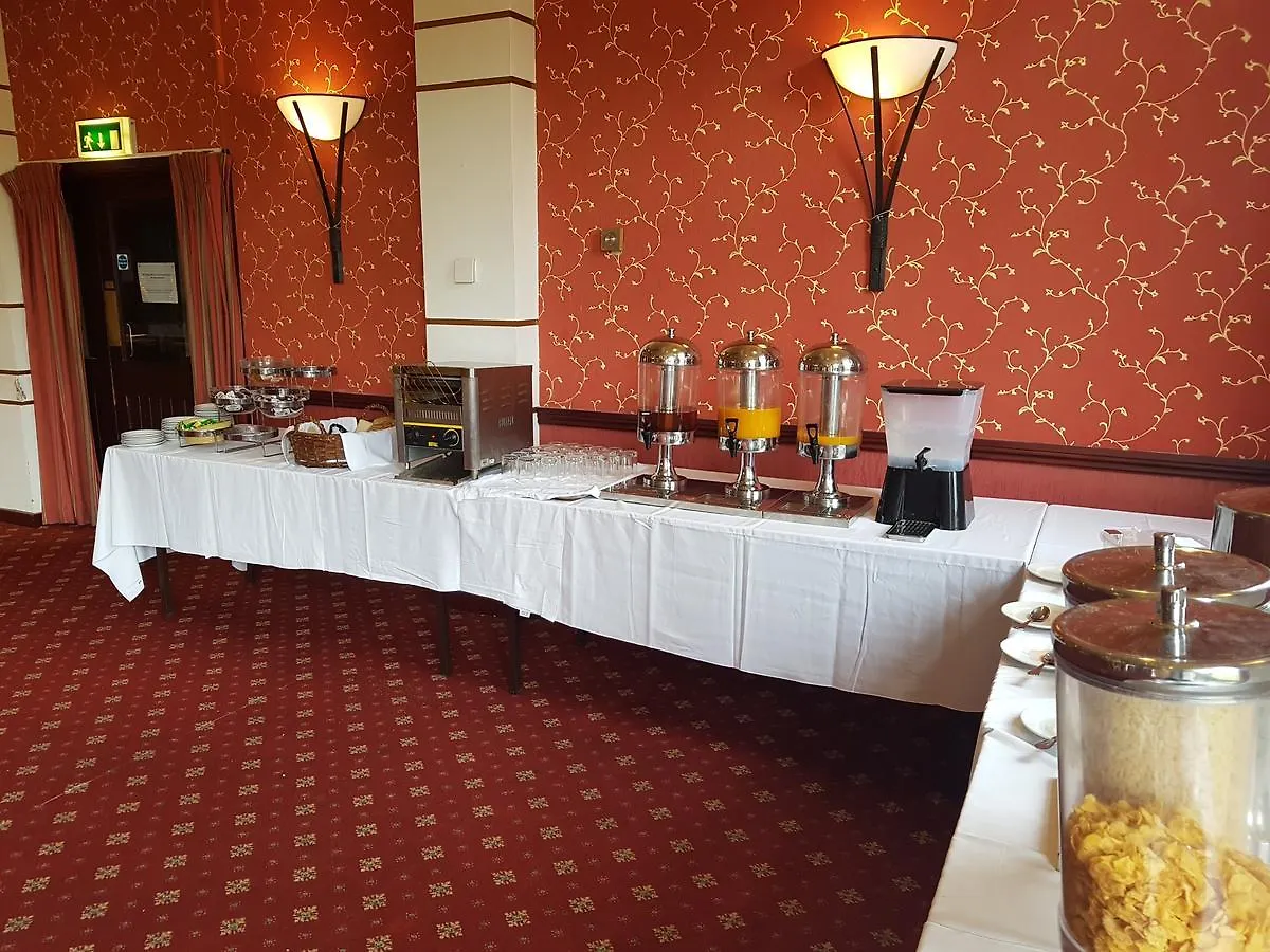 Wells Hotel