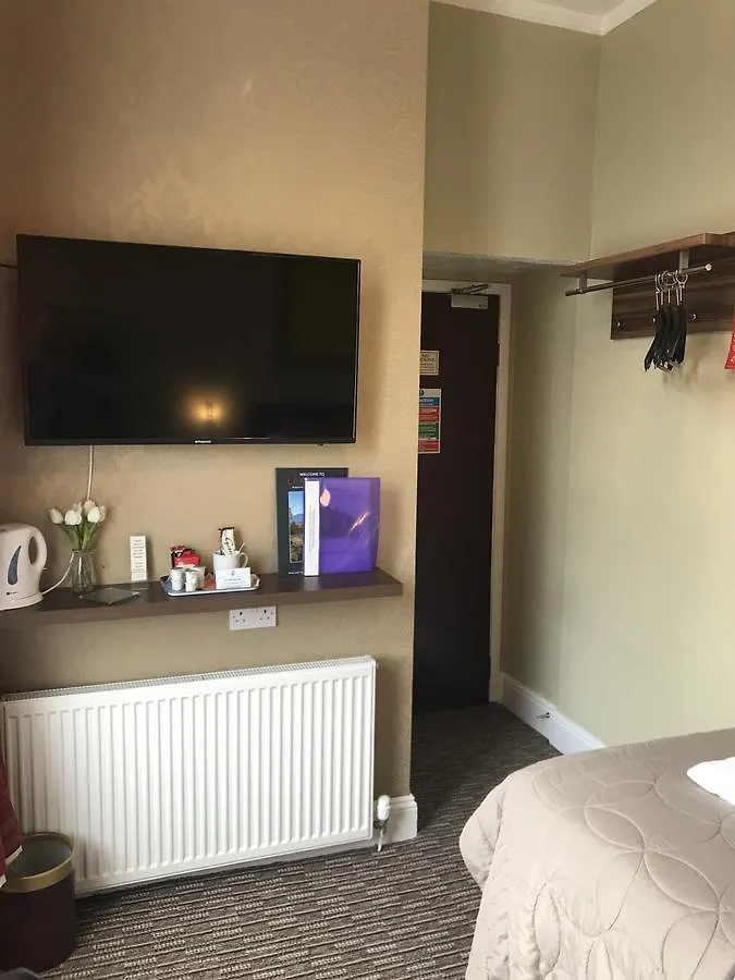 Cornerways 4*