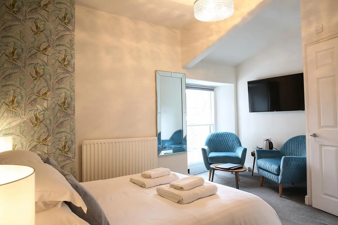 Latimer House 4*