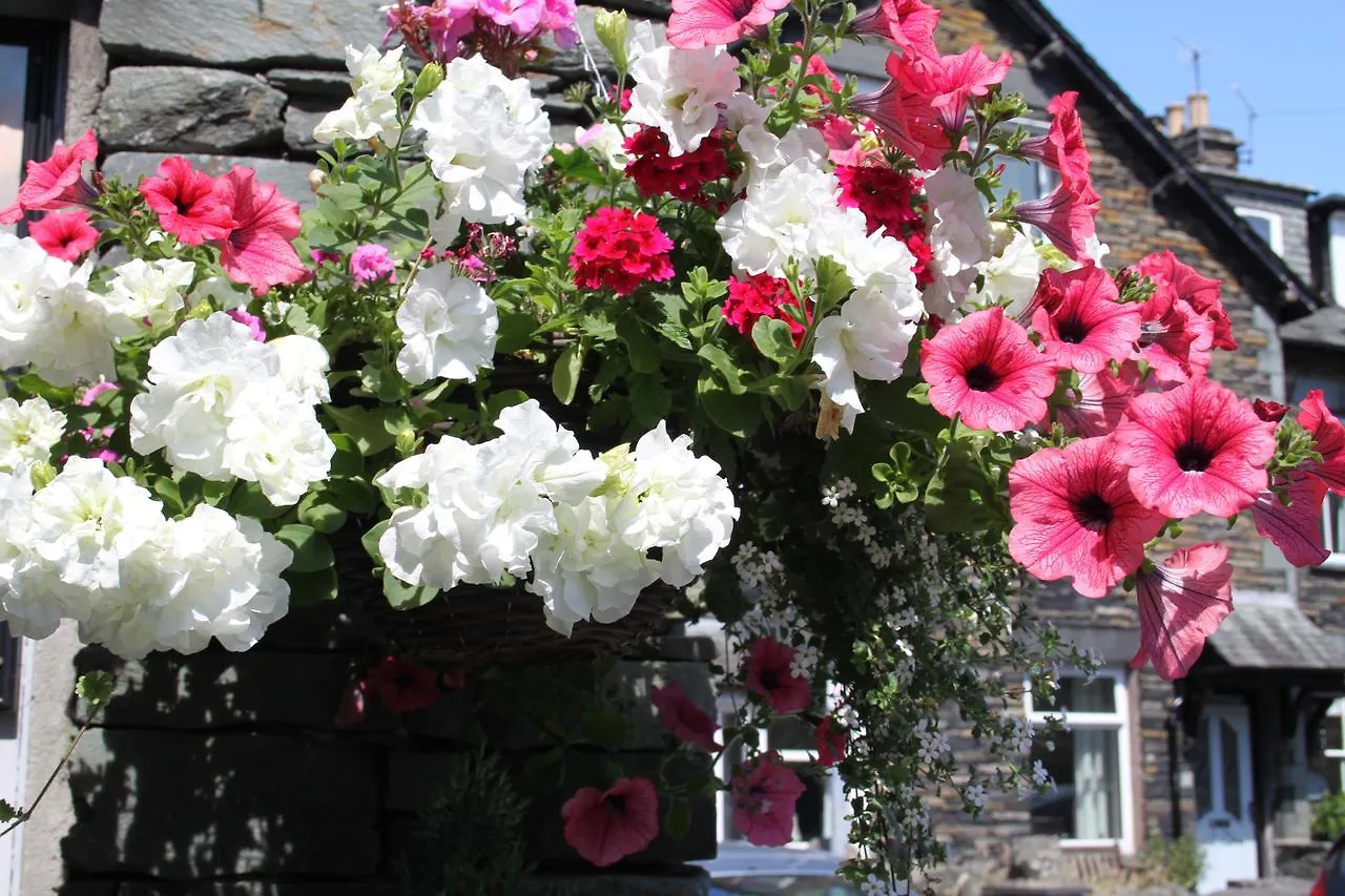 The Lakes Bed & Breakfast