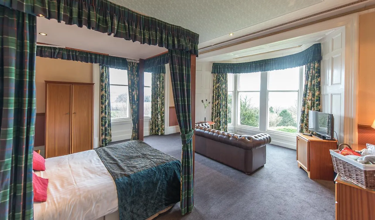 Hotel Cumbria Grand 3*