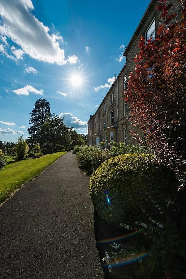 Gilsland Hall 2*