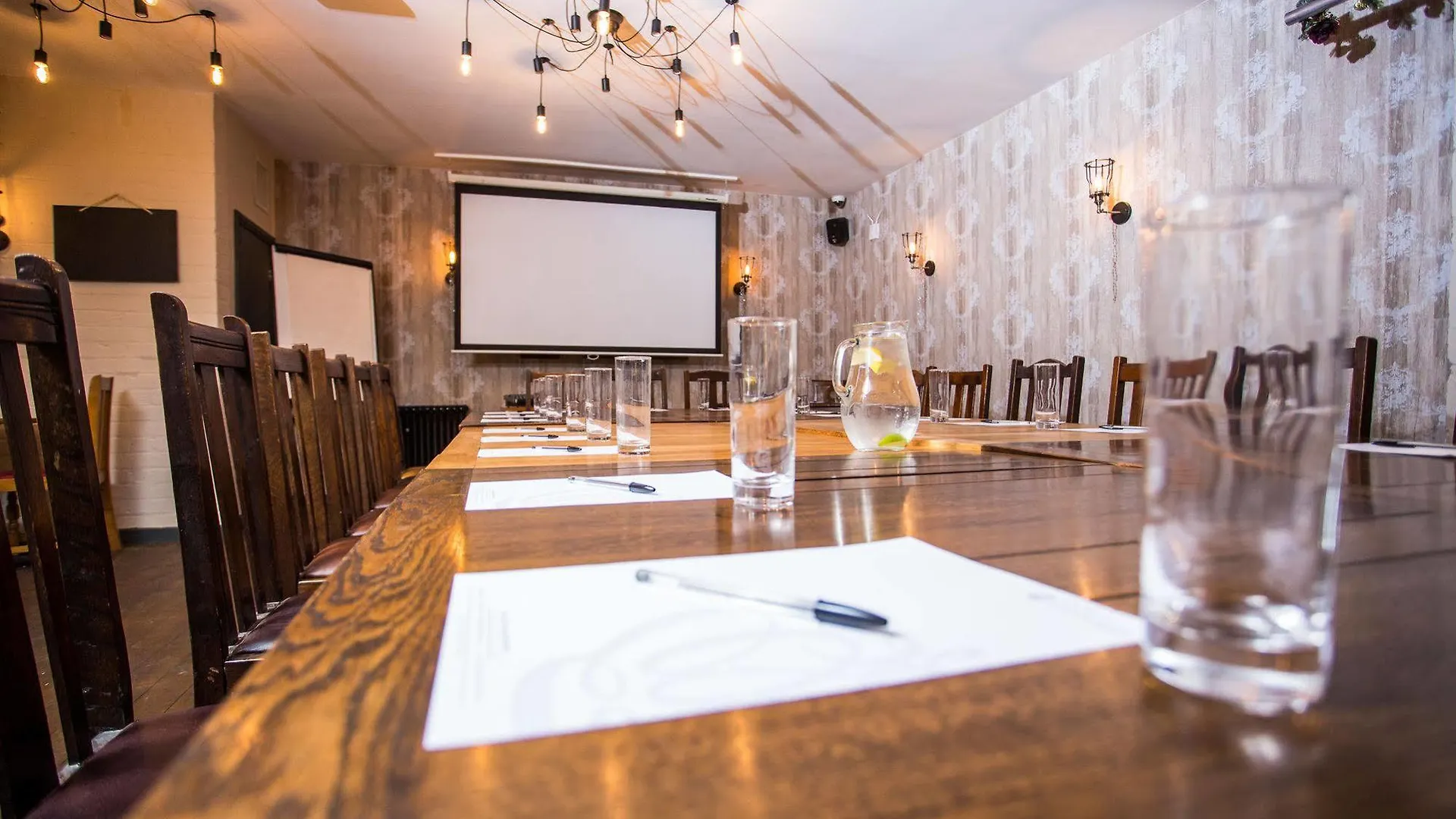 The Duke Of Edinburgh & Bar Hotel 4*