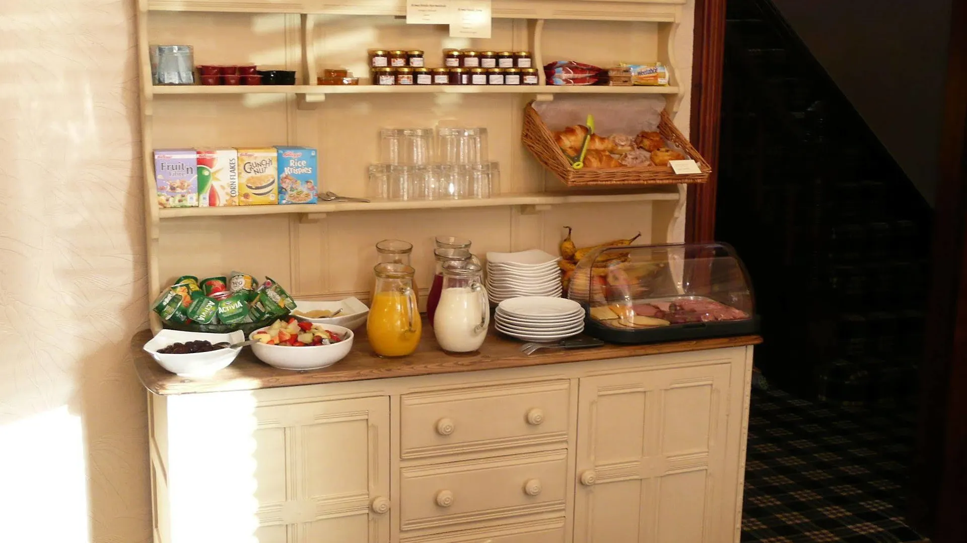 Glenville House - Adults Only - Incl Free Off-site Health Club With Swimming Pool, Hot Tub, Sauna & Steam