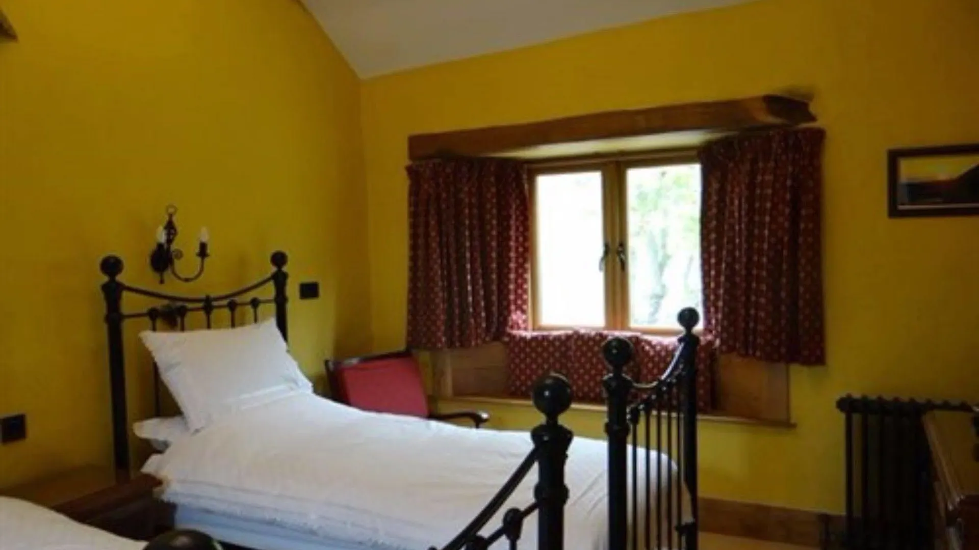 The Wayside And Whisky Barn Casa de hóspedes Whitbeck