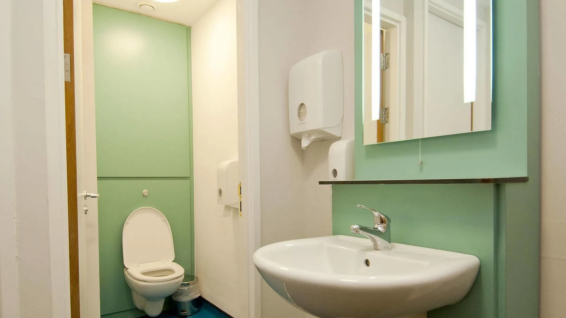 Yha Hostel
