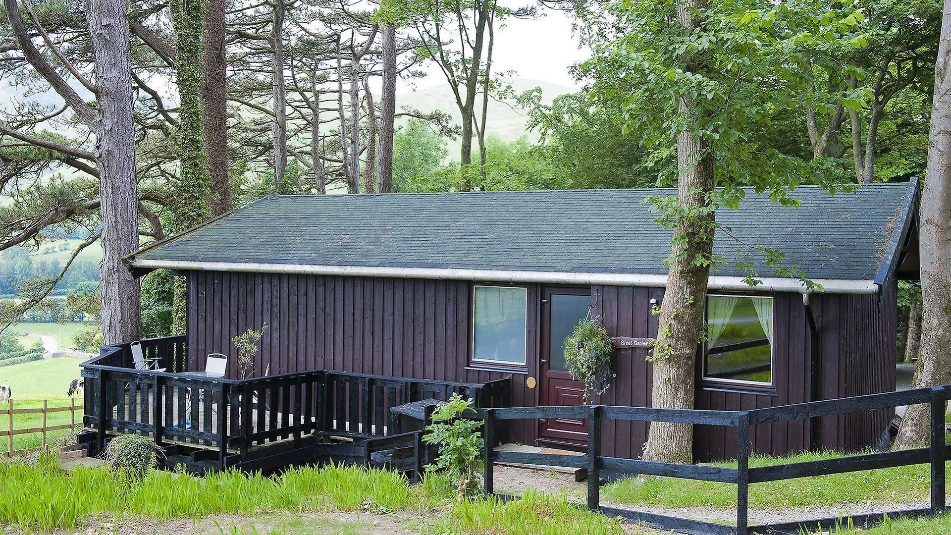 Hotel Brockwood Hall 3*
