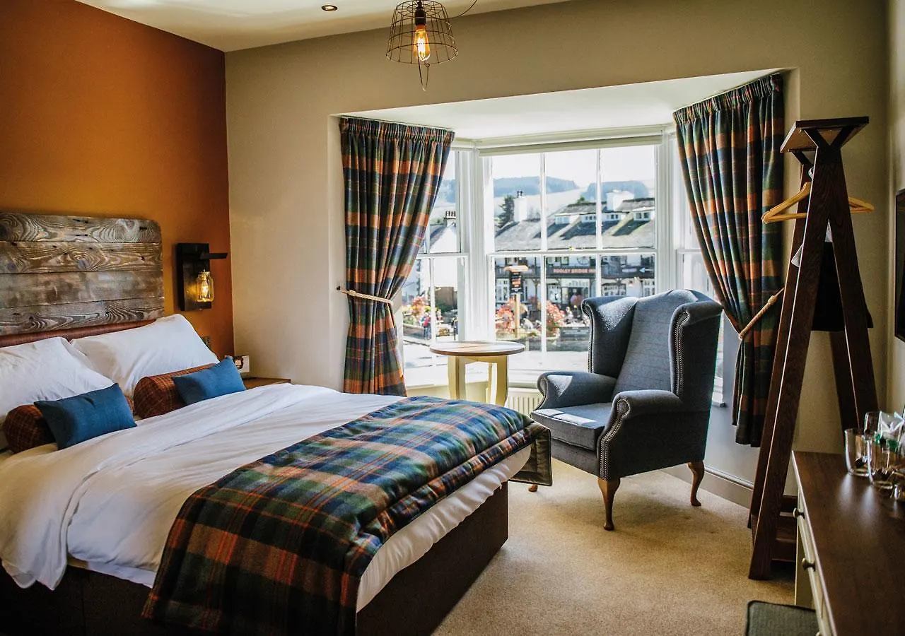 Hotel The Crown Pooley Bridge