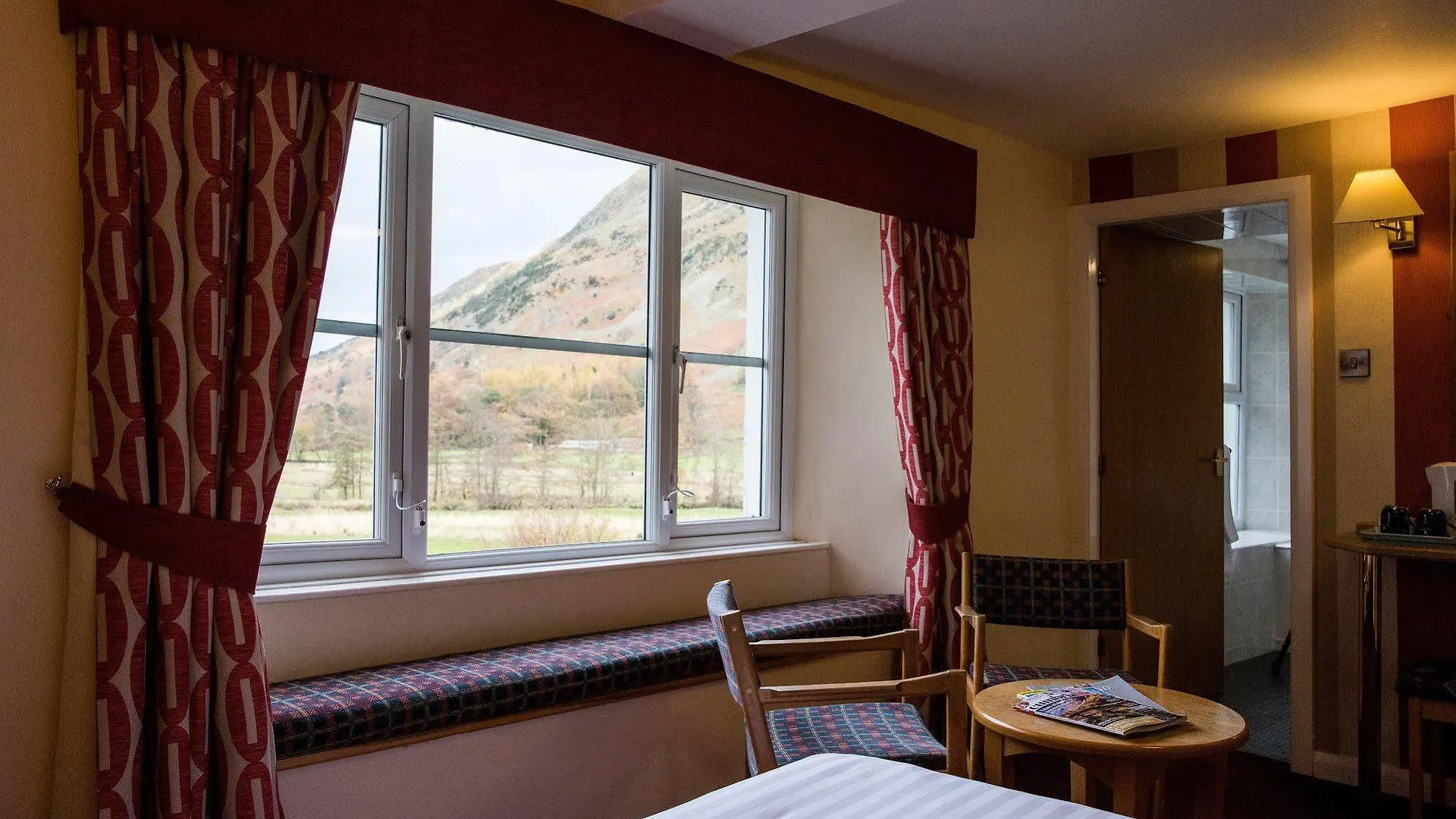 Patterdale Hotel ホテル パターデール
