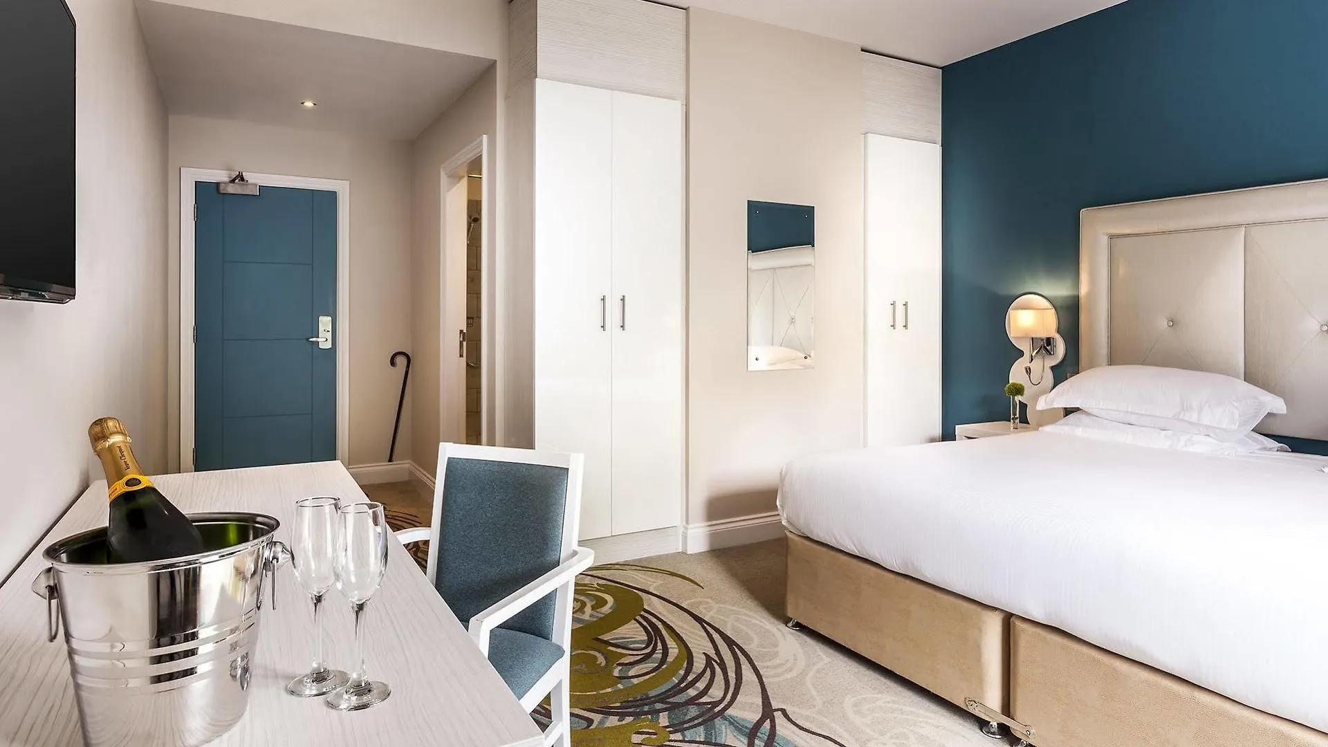 The Daffodil & 4* Grasmere