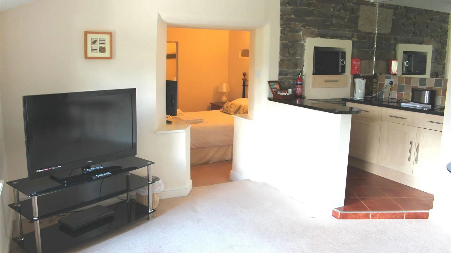 & Hotel 4*