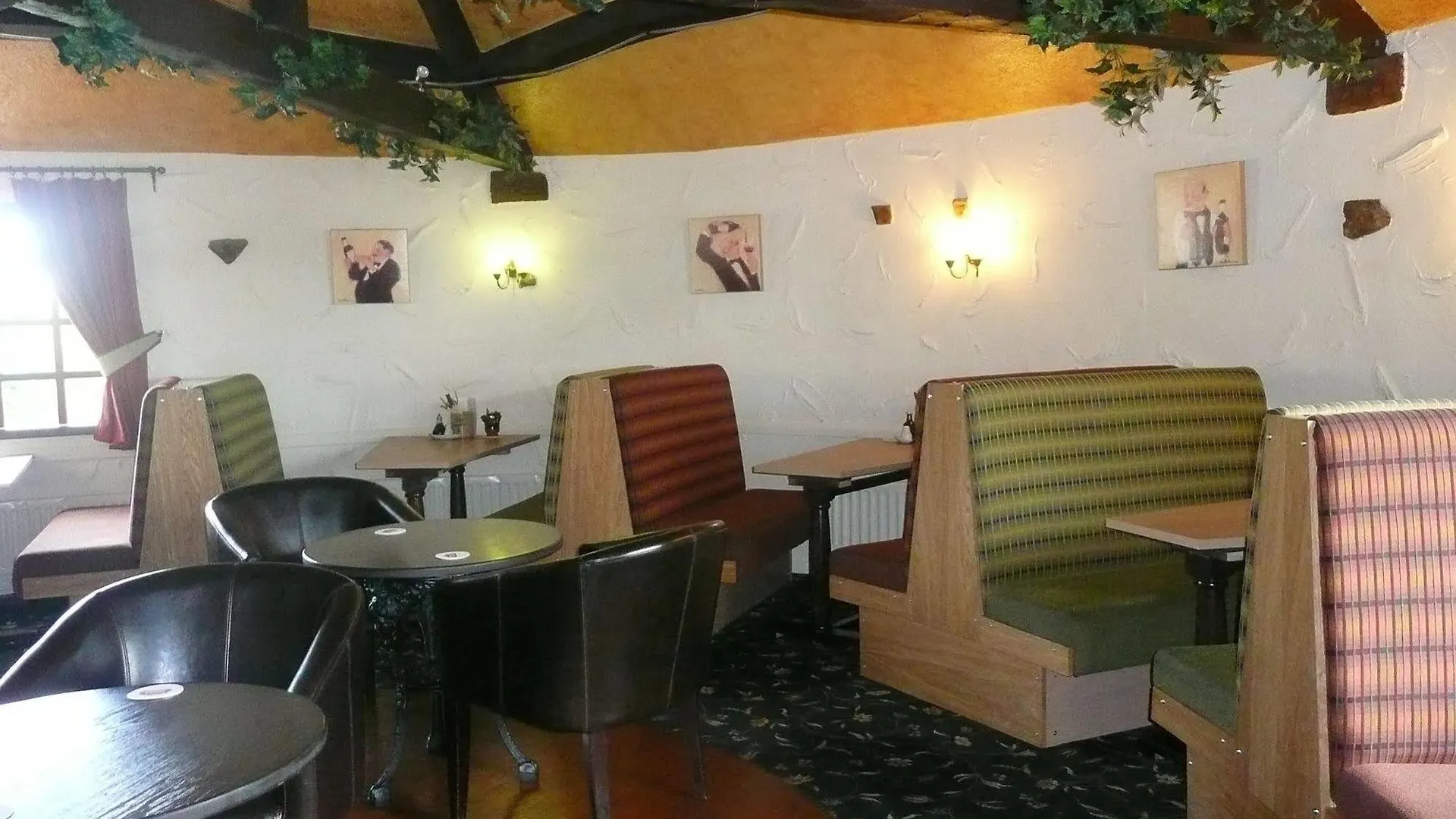 The Old Ginn House Penzion 4*
