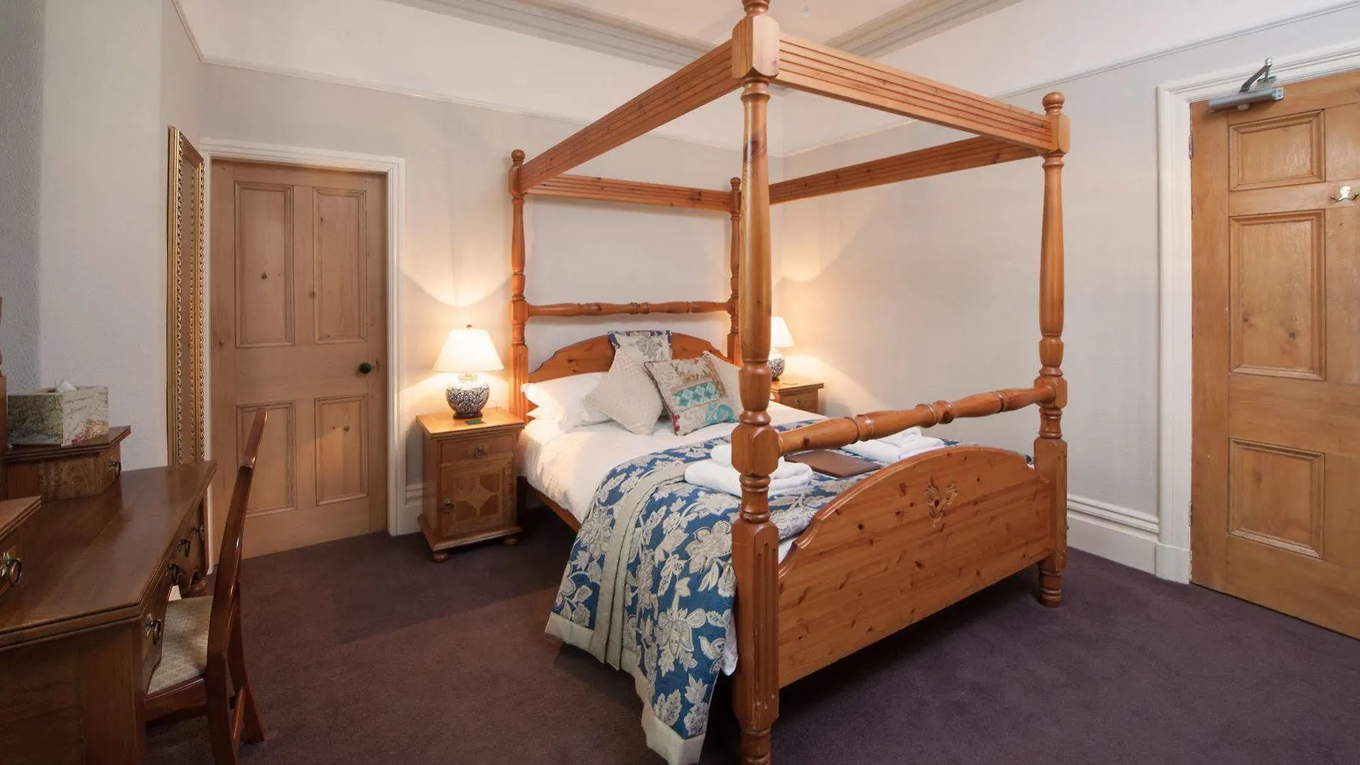Chestnuts (adults Only) Konukevi 4*