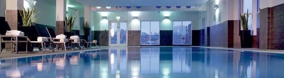 Oakbank House 3*