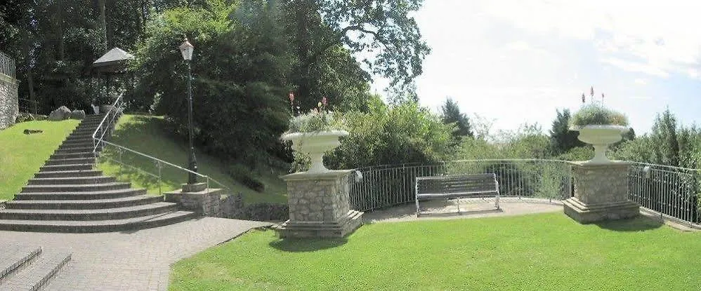 Grange Hotel 4*