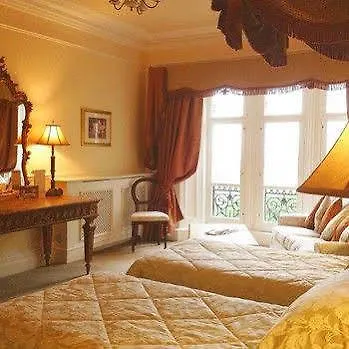 Grange Hotel 4*