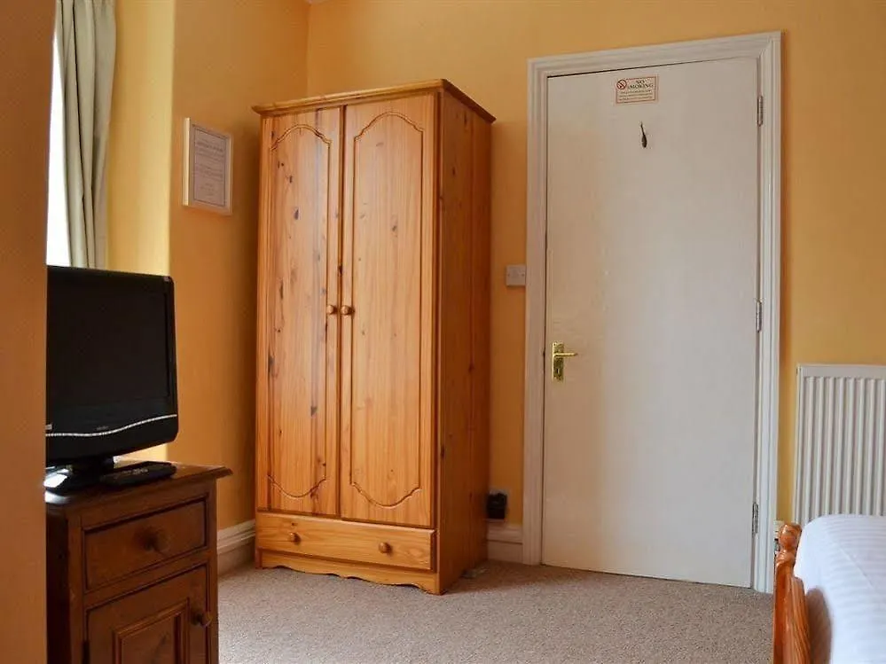 Bed and Breakfast Ashleigh House 4*