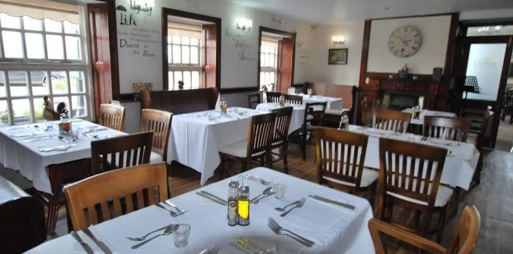 Ye Olde Fighting Cocks Hotel 4*