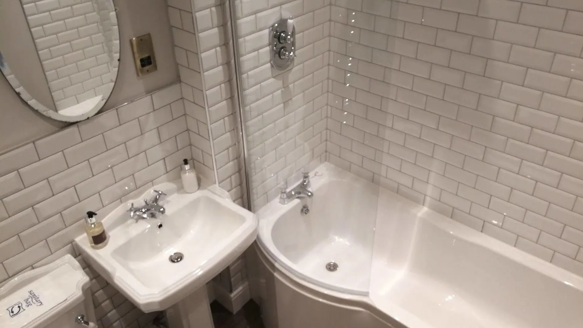 Snooty Fox Hotel 3*