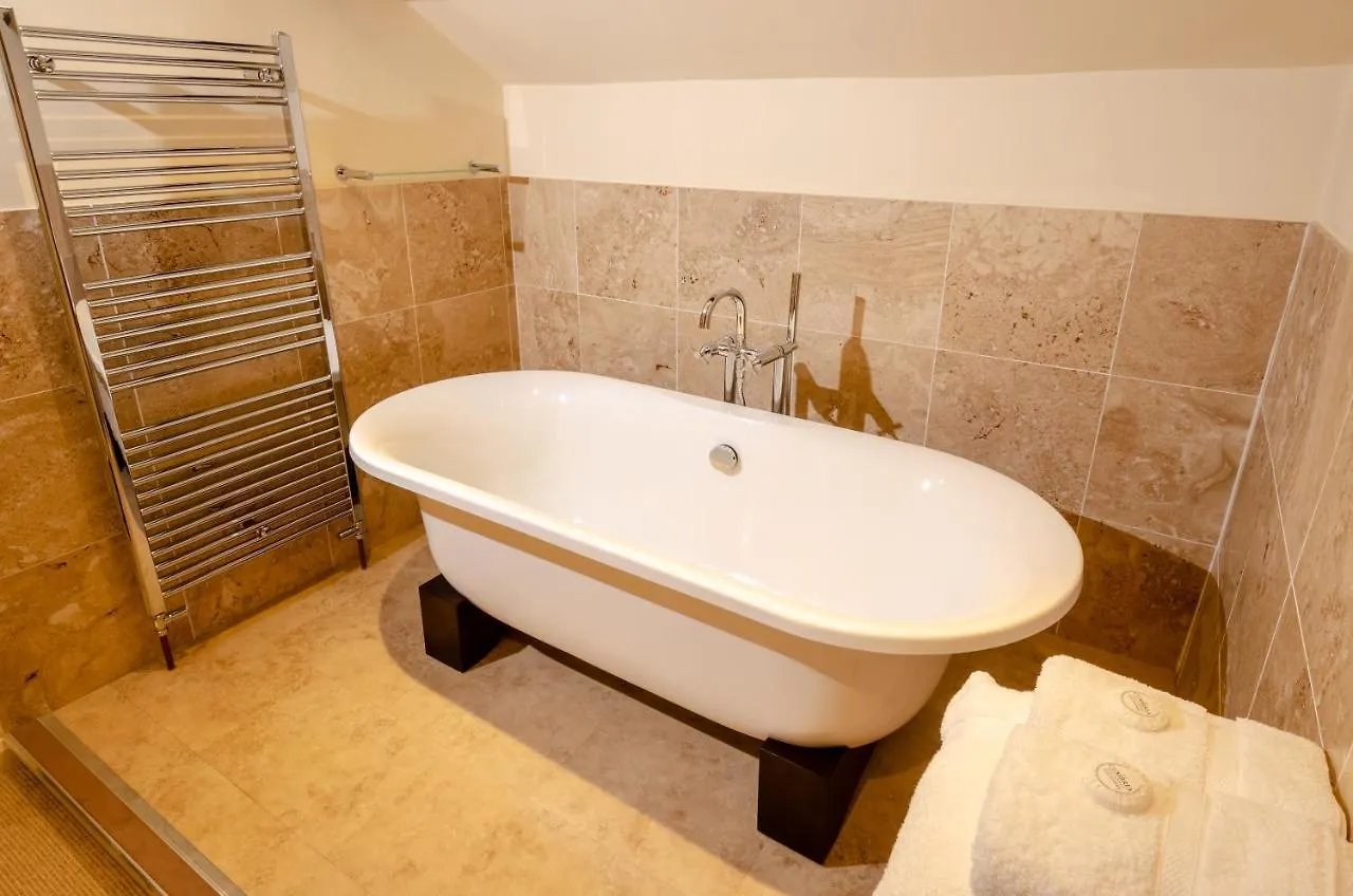 Eltermere 4*