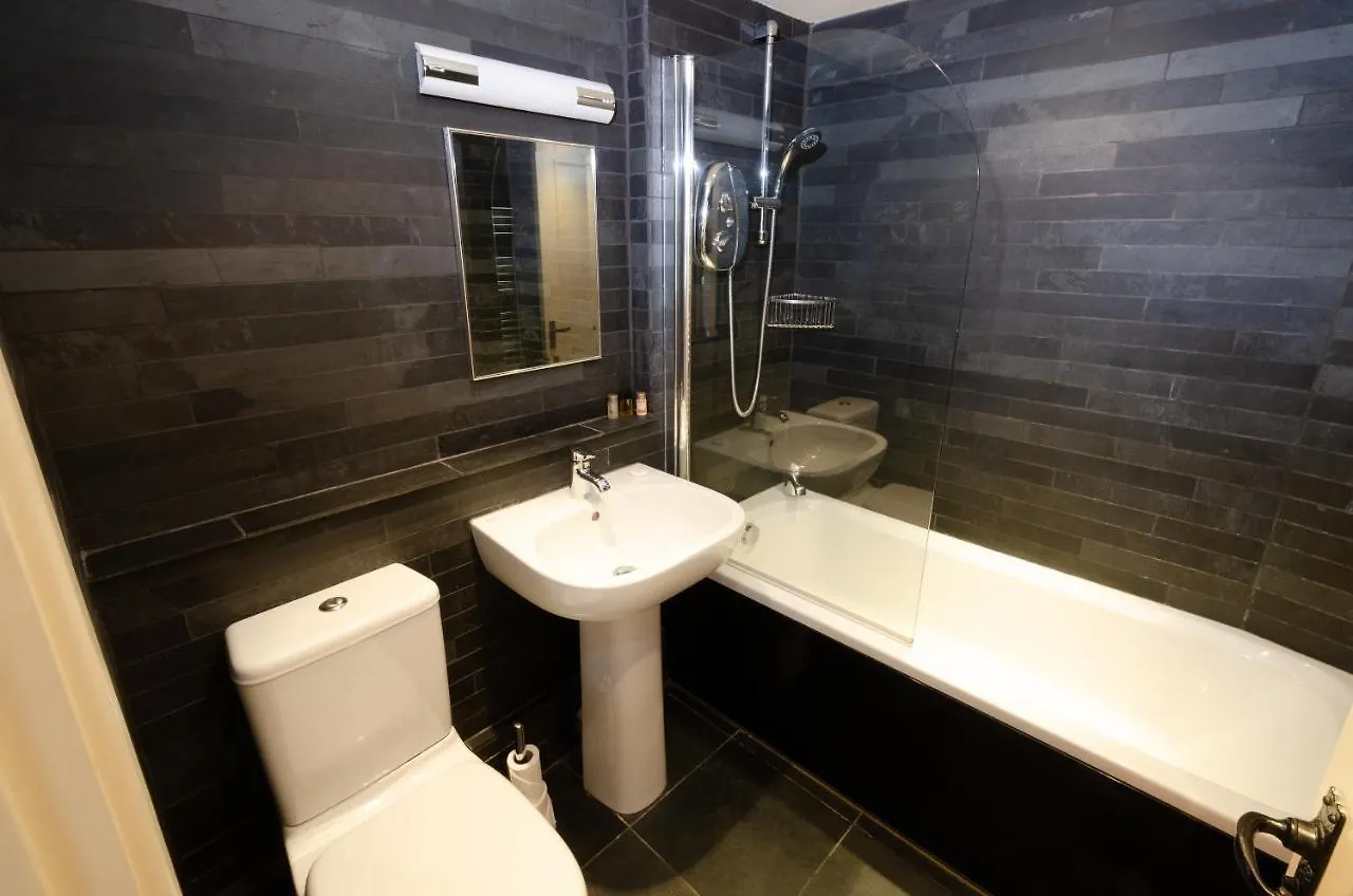 Eltermere 4*