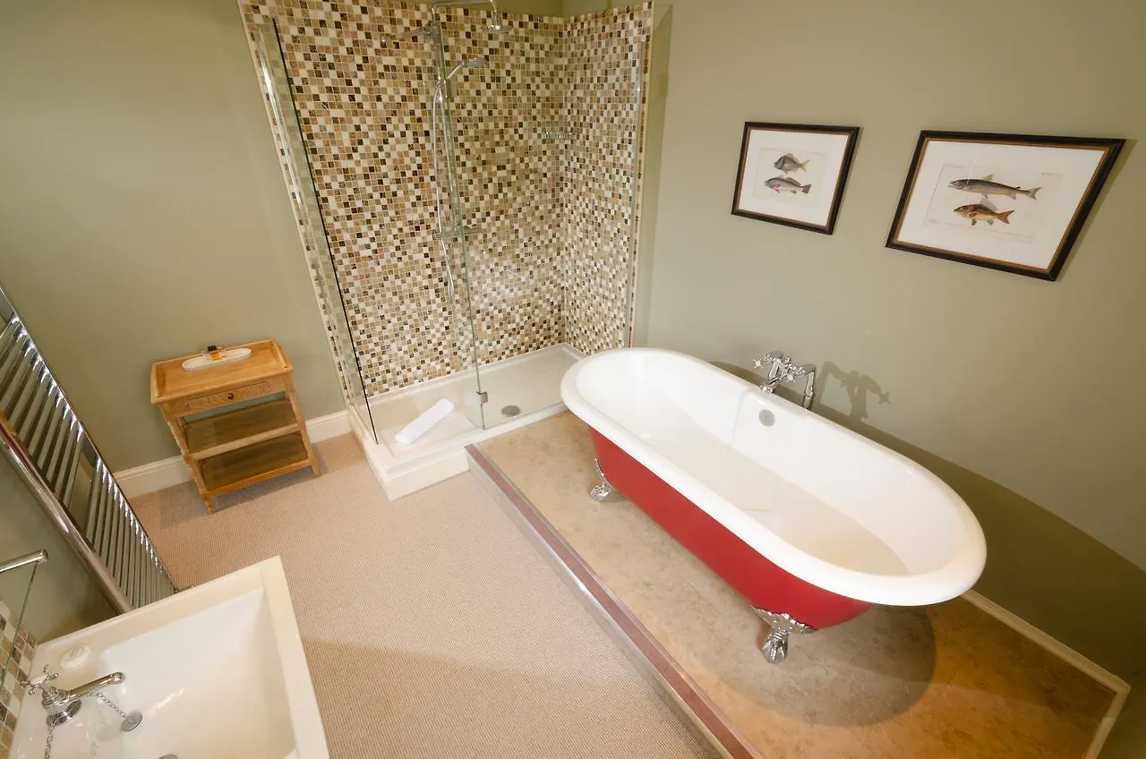 Inn Eltermere 4*