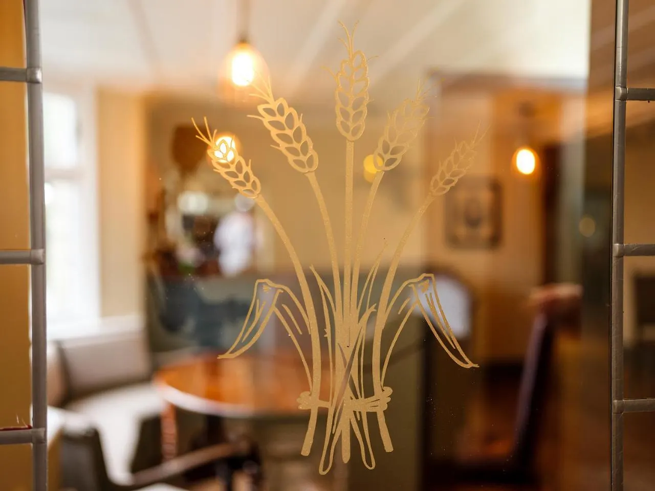 The Wheatsheaf At Beetham Hotel