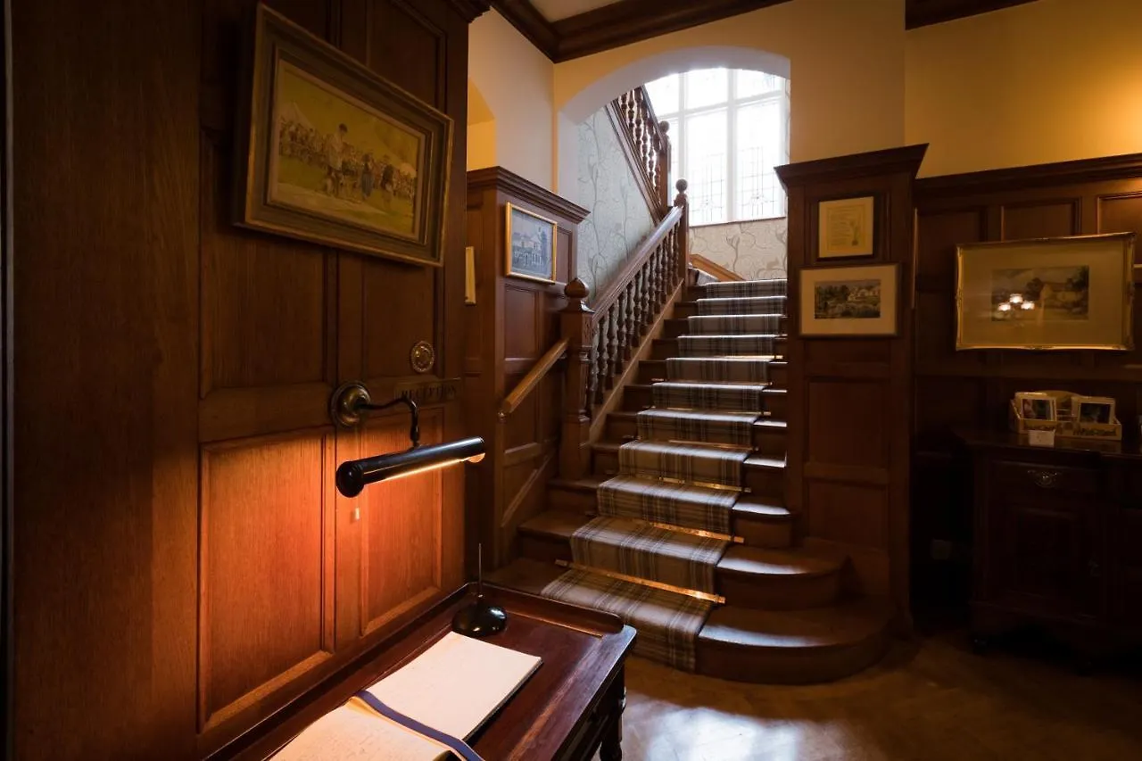 Lindeth Fell 5* Bowness-on-Windermere