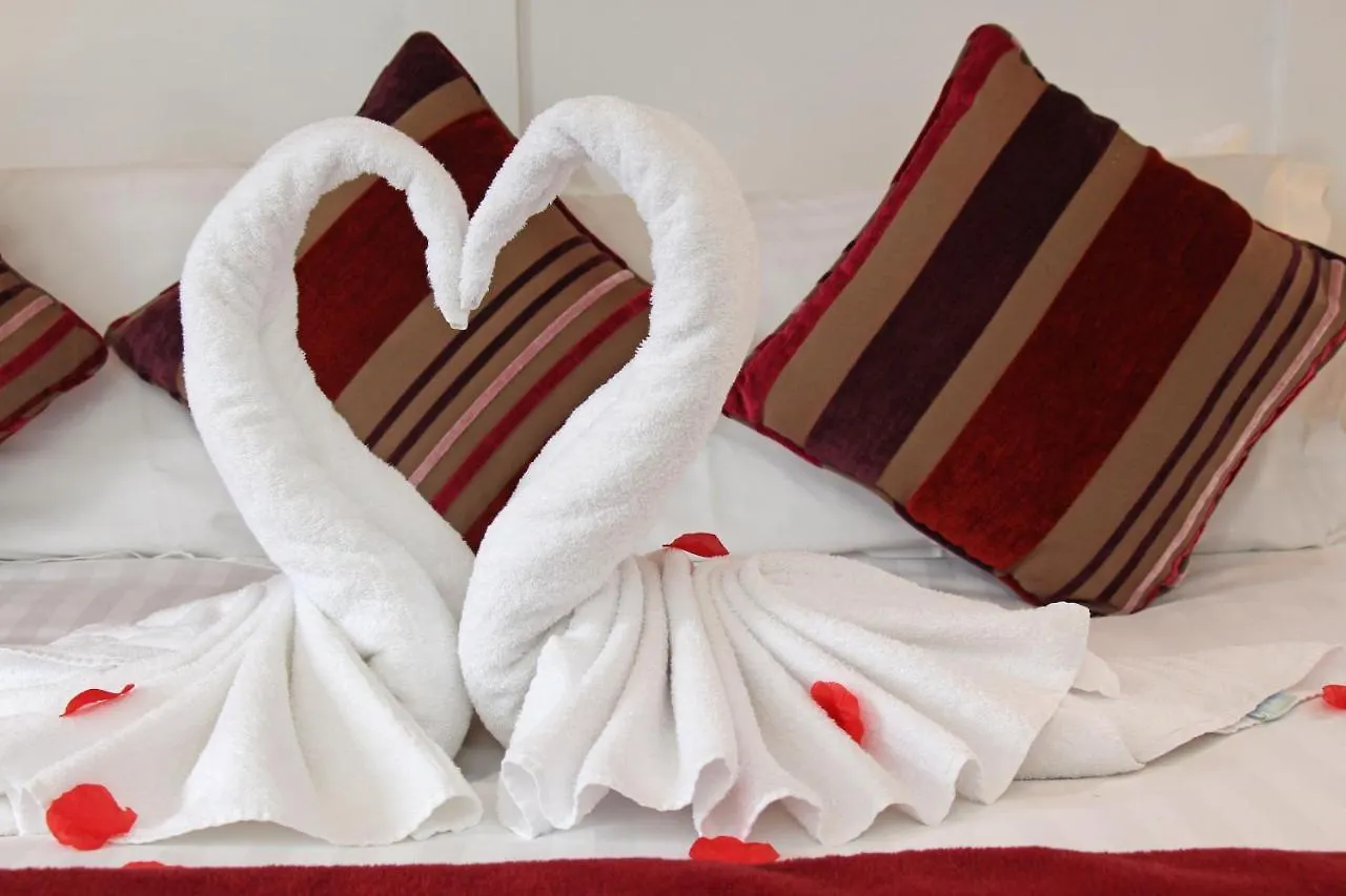 St John's Incl Off-site Leisure Club 4*