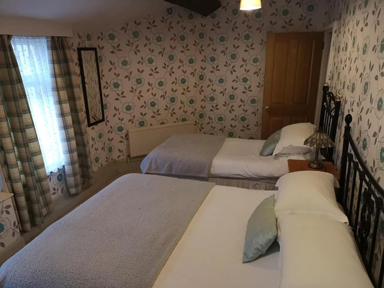 Pensionat East Mount House 3*