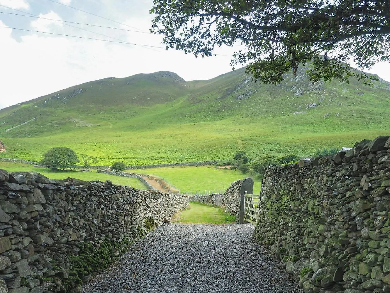 The Wayside And Whisky Barn Whitbeck