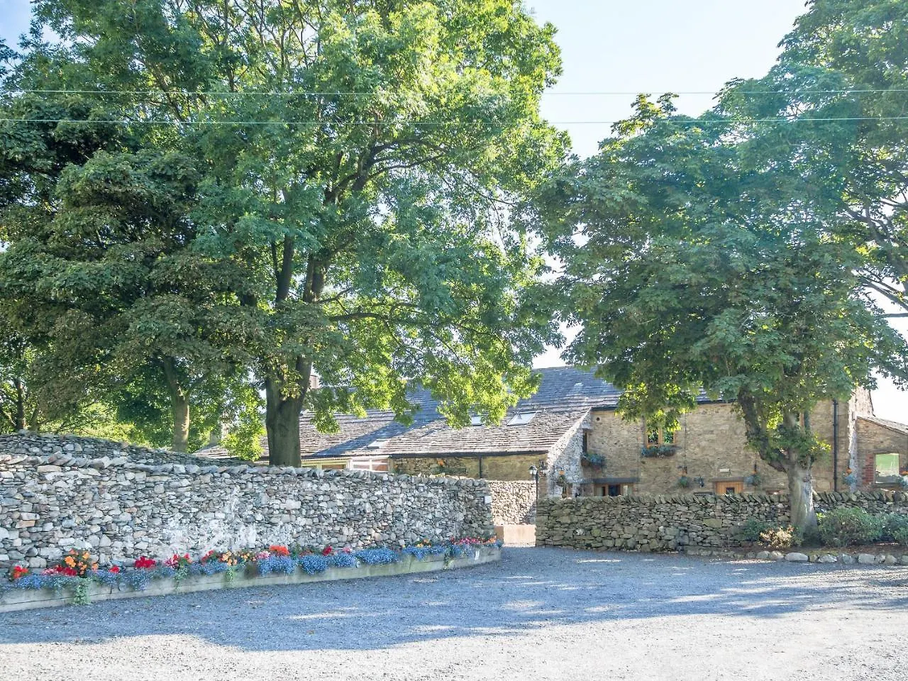Casa de hóspedes The Wayside And Whisky Barn 4*