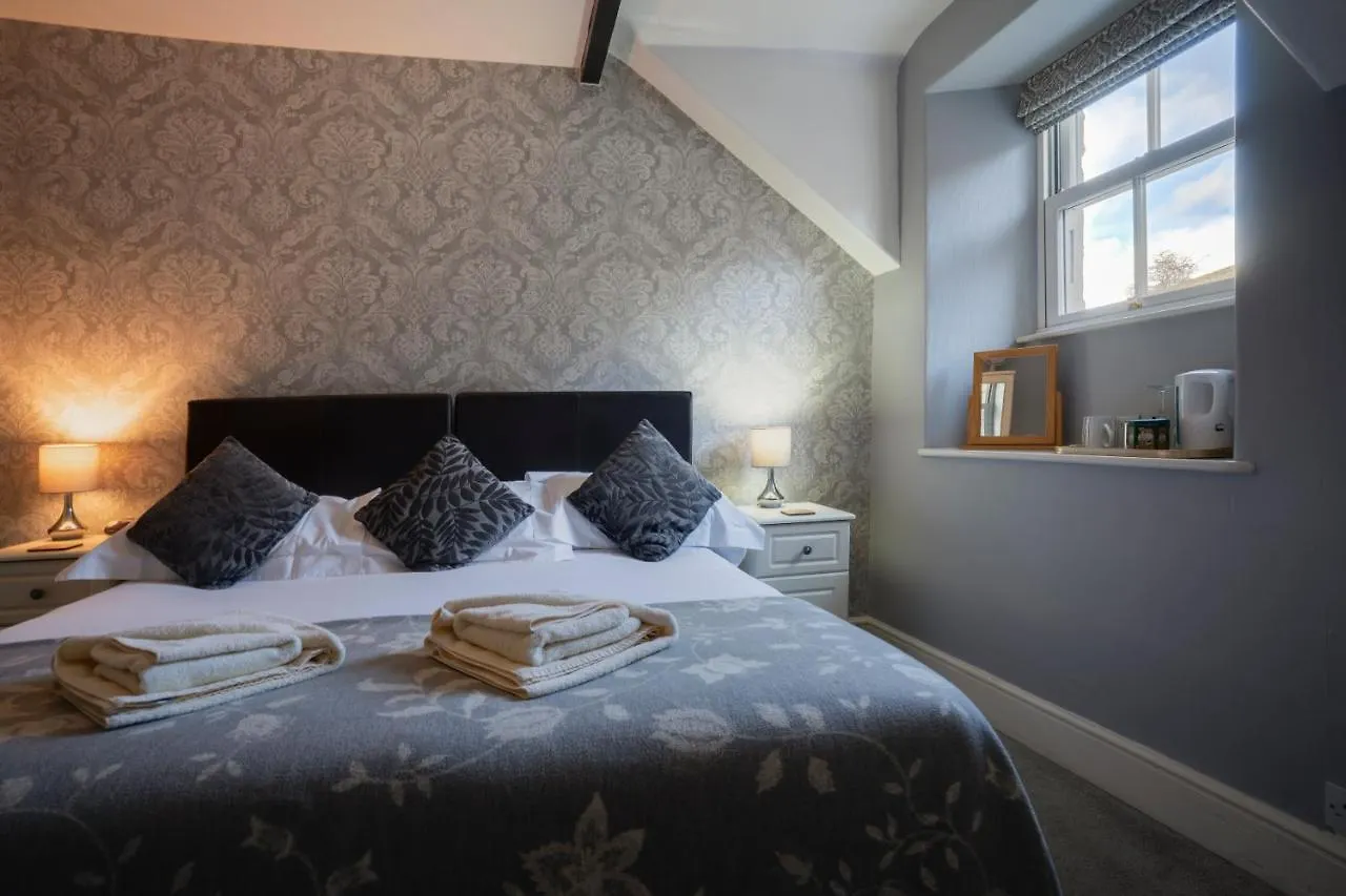 Guest house Lyndale 3*