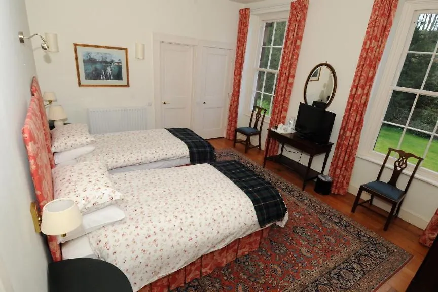 Warwick Hall 3* Карлайл